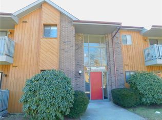 27 Riverview Dr UNIT 27, Bridgeport, CT 06606