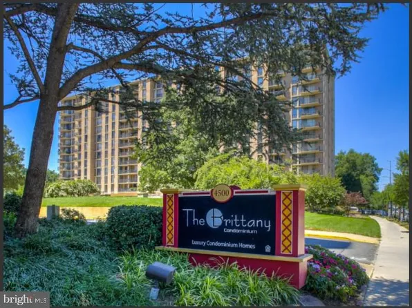 4500 S Four Mile Run Dr APT 929, Arlington, VA 22204