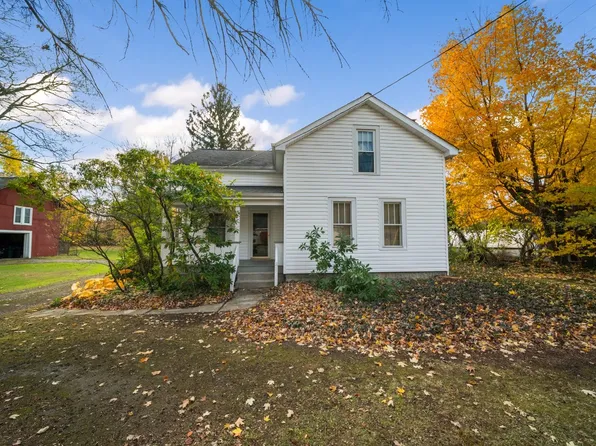 7767 Maple St, Fairview, PA 16415