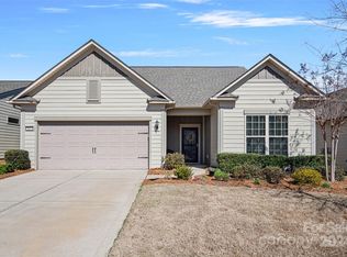 927 Kirby Dr, Fort Mill, SC 29715