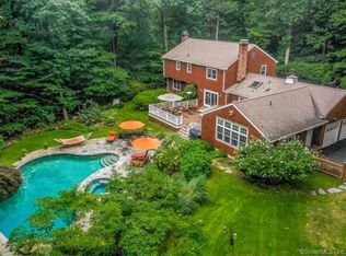 19 Cavalry Hill Rd, Wilton, CT 06897