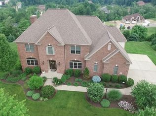 333 Macintosh Dr, Mars, PA 16046