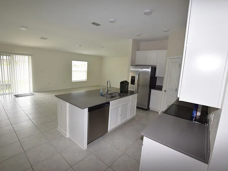 1359 Lassen St — Photo 15