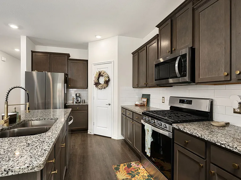600 Auburn Forest Dr — Photo 8