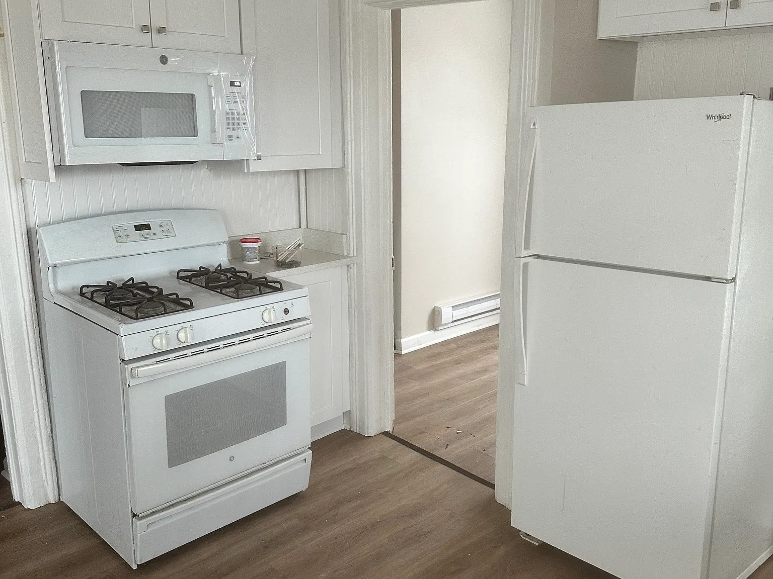2 bed, 500 sqft, $1,350 — Photo 3