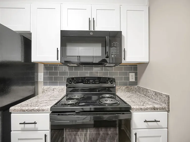 Windtree Apartment Homes — Photo 48