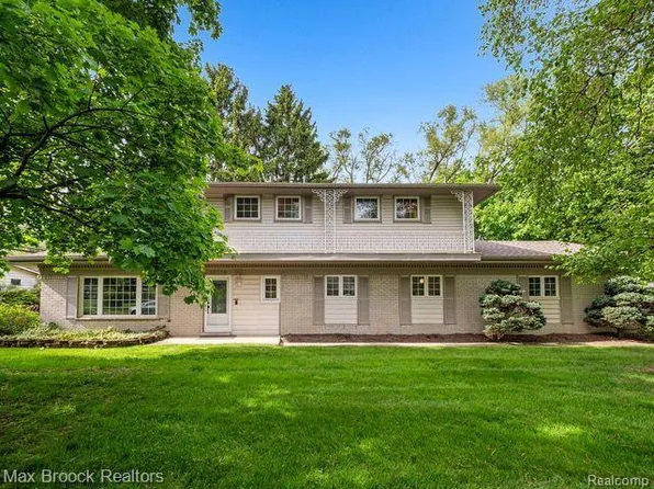 32770 Ardwick Rd, Farmington Hills, MI 48334