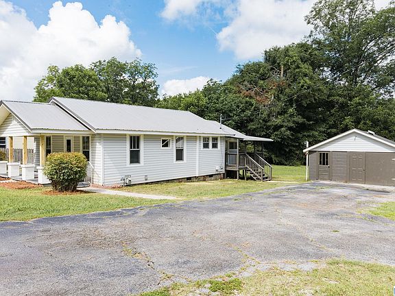 5th image of 812 Jacksonville St