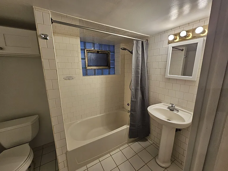 5331 W Windsor Ave #G — Photo 16