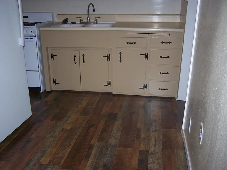 1331 Elmwood St #3 — Photo 7