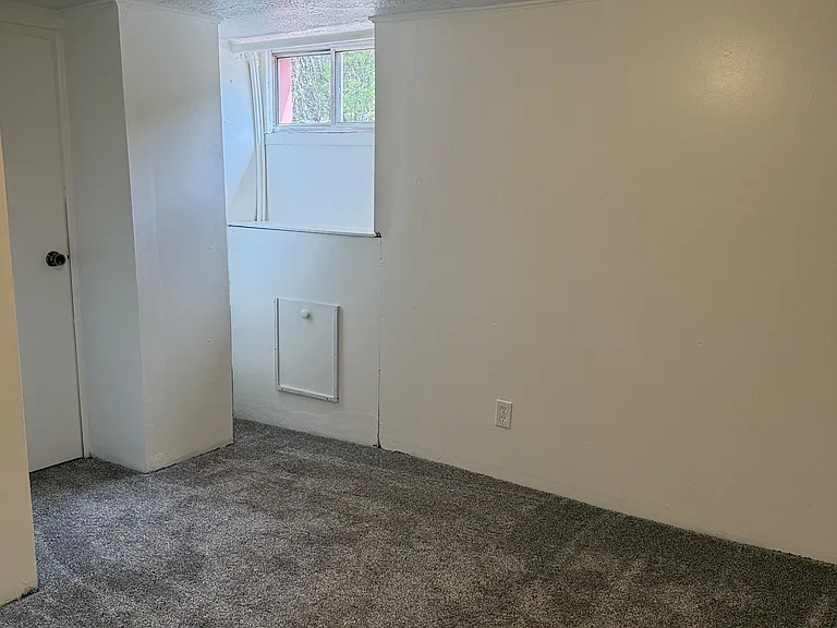 167 W 300 N #2 — Photo 7