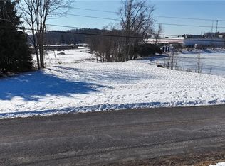 48661 Lakeview Cir, East Liverpool, OH 43920