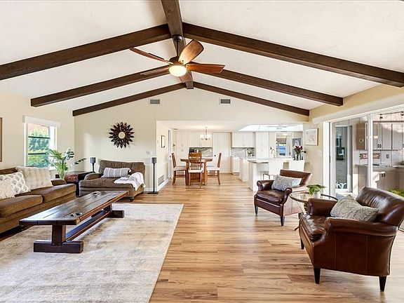 3rd image of 413 SIGNORELLI DRIVE
