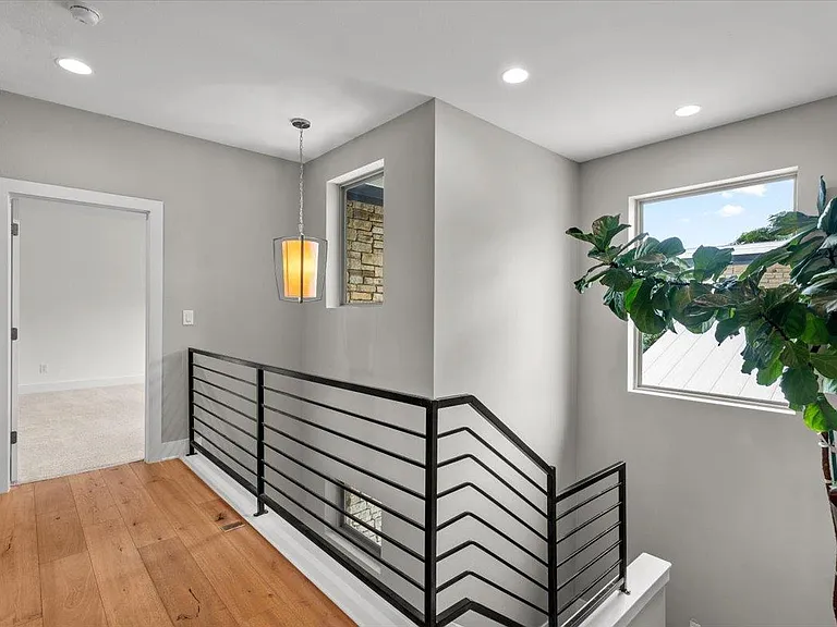 913 Stobaugh St #B — Photo 28
