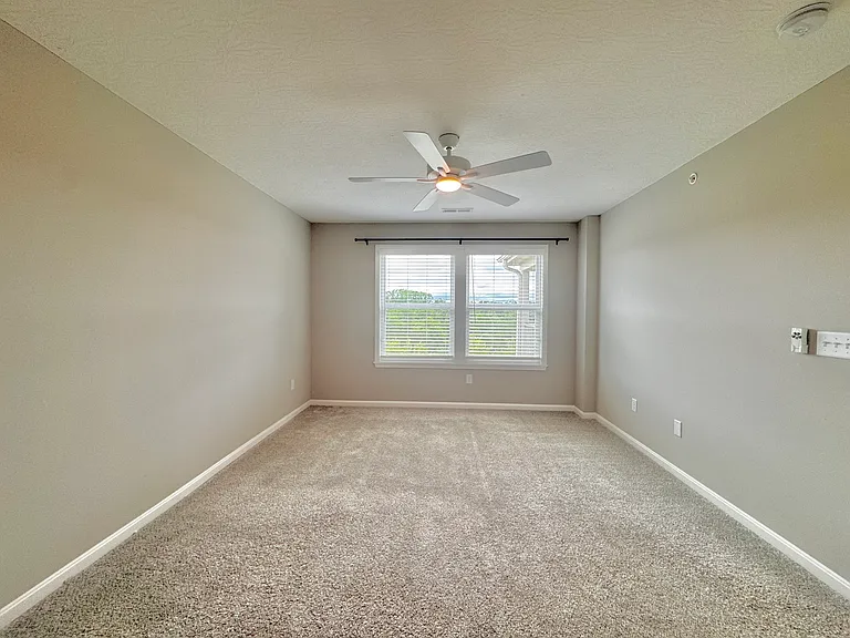 7761 Devonshire Dr #304 — Photo 8