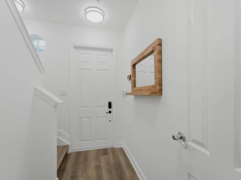 104 Jesup Ln #104 — Photo 3