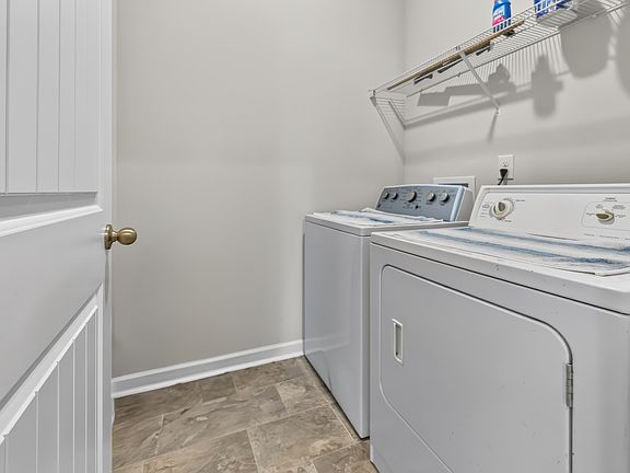 5th image of 120 Olivia Cir