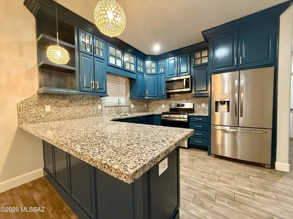 5772 S Vine Ave, Tucson, AZ 85706