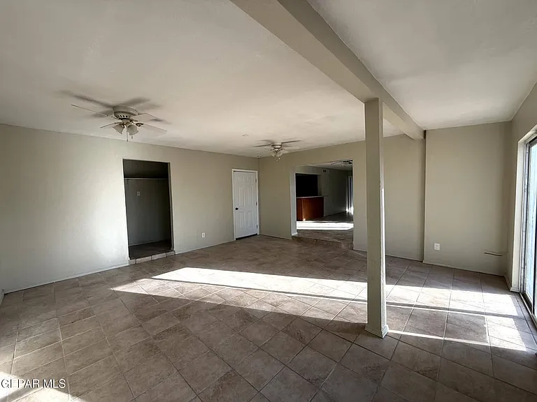 2801 Hawick Rd — Photo 23