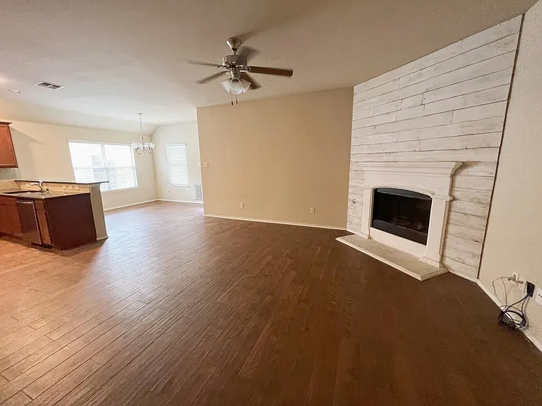 1417 Christina Creek Dr — Photo 10