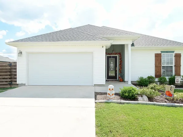 310 Julie St, Gray, LA 70359