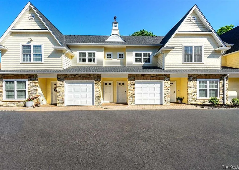 20 Creek Rd #702