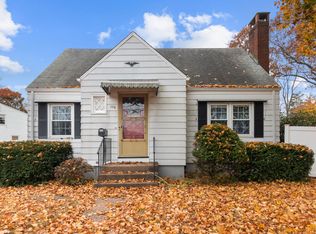 576 Middle Tpke W, Manchester, CT 06040