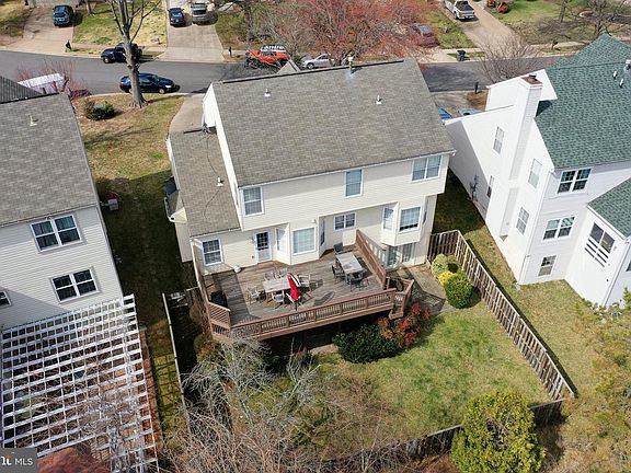 3rd image of 5569 Village Center Dr