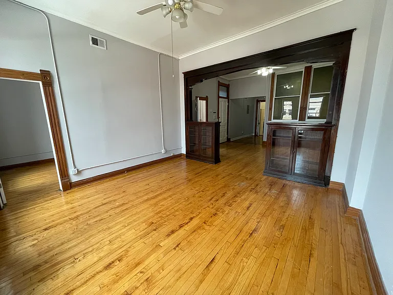 1541 W Chicago Ave #4 — Photo 9