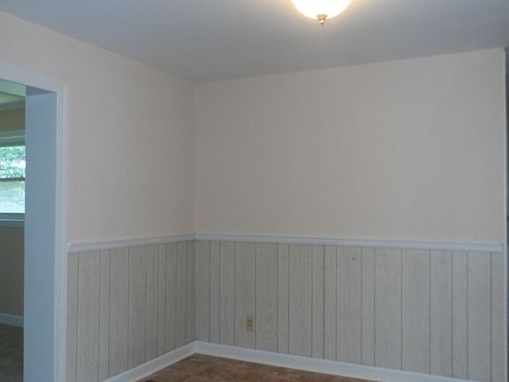 5th image of 4712 Stafford Dr