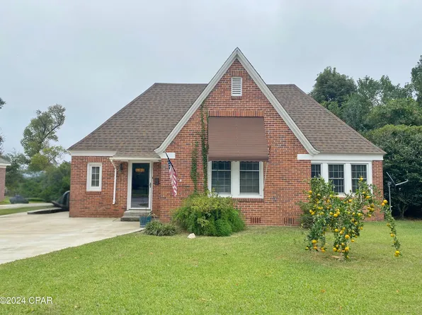 2936 Russ St, Marianna, FL 32446