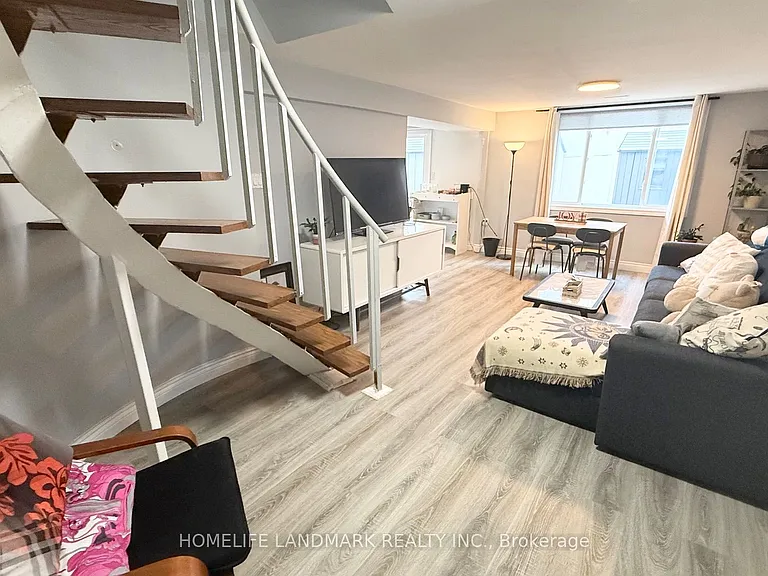 81 United Sq #BASEMENT — Photo 6