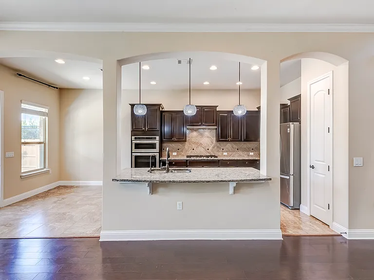 16009 Jeffs Ln — Photo 12