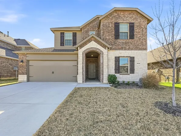 9816 Daisy Mae Ln, Aubrey, TX 76227