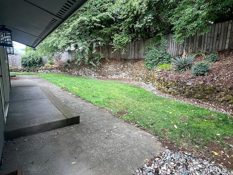 11309 NE Conifer Dr — Photo 18