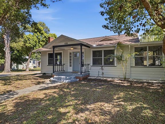 3rd image of 1235 IDLEWILD DRIVE