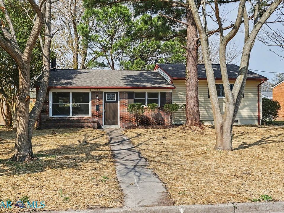 1st image of 723 Spruce Rd