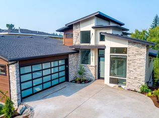 13593 Westlake Dr, Lake Oswego, OR