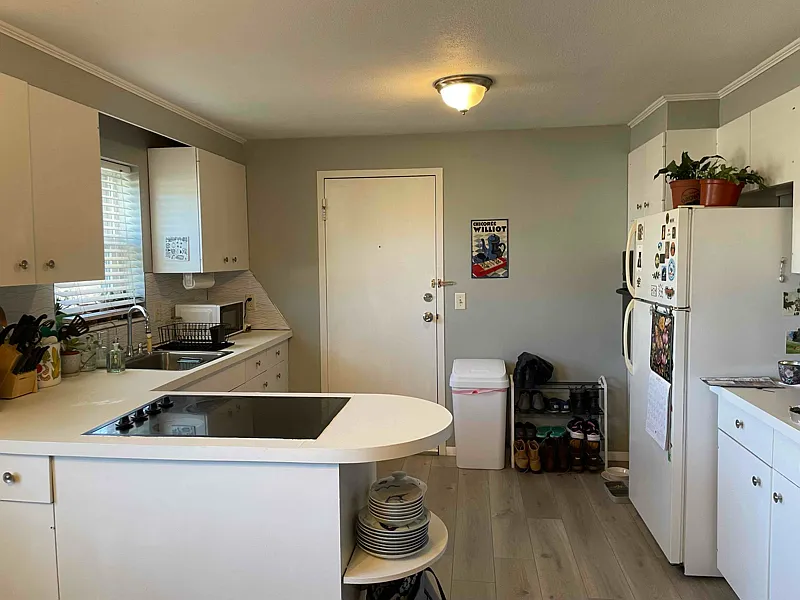 1 bed, 732 sqft, $1,600 — Photo 3