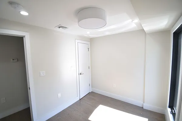 Rented by Wyllie Real Estate | media 22