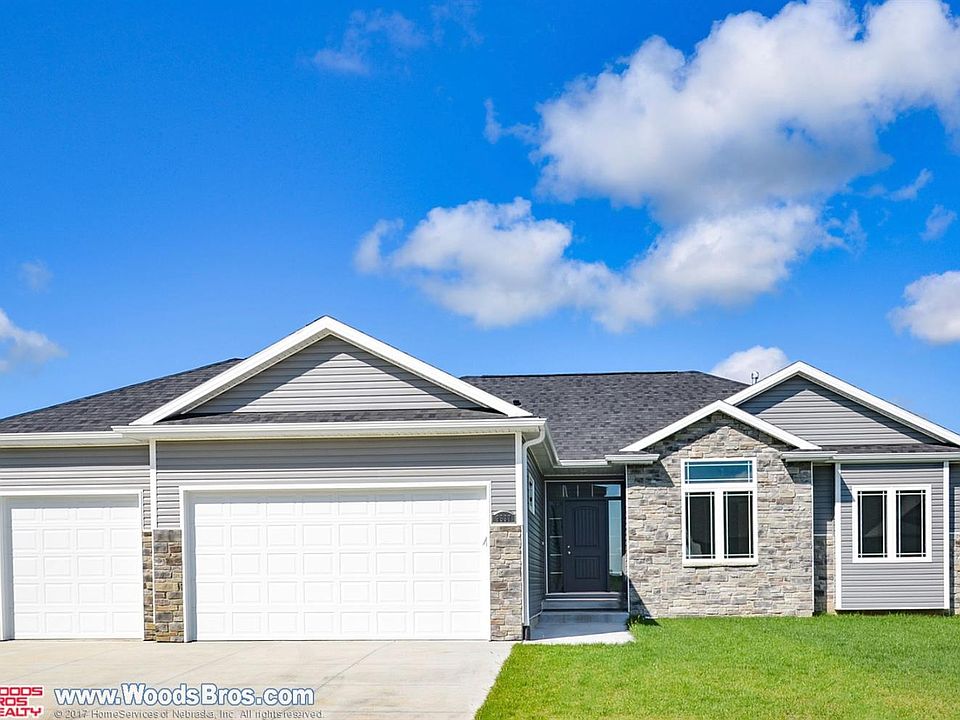1st image of 9537 Fairbury Ln