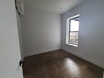 Rented by Rennit Inc.
