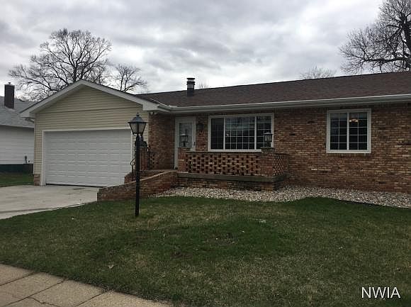 1st image of 2721 Ross St