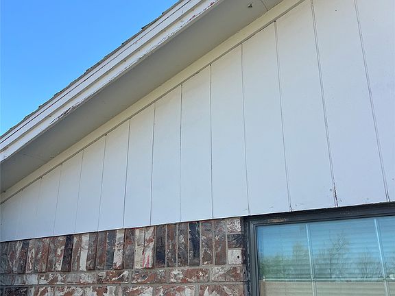 3rd image of 6036 Harrison Way