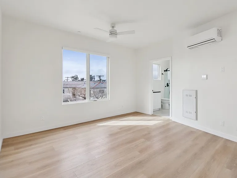 4456 30th Street — Photo 27