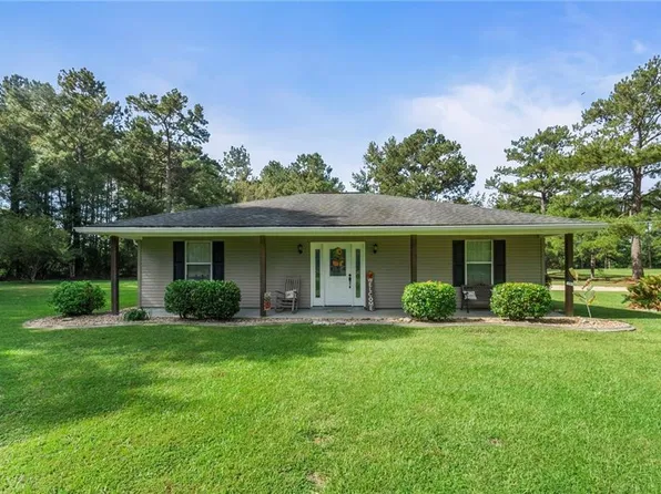 11031 Pine Ridge Cir, Bogalusa, LA 70427