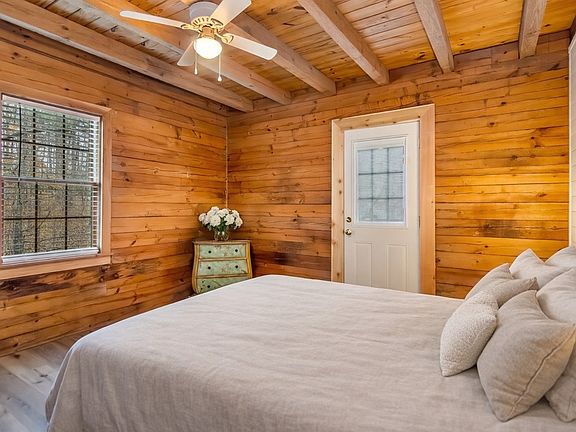 12th image of this home