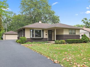 3602 Falcon Ct S, Rolling Meadows, IL 60008