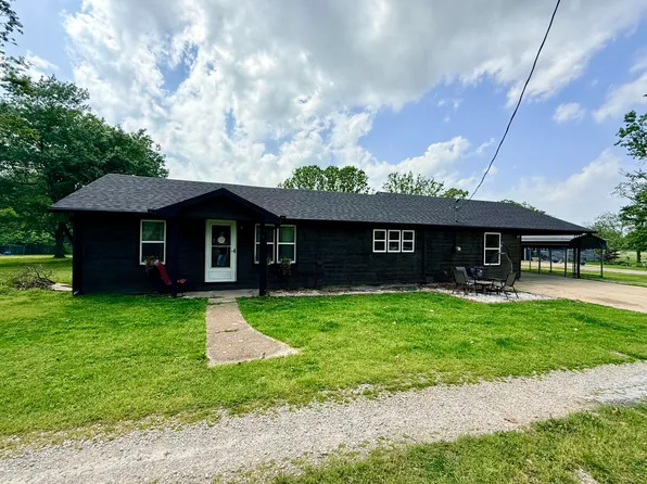 613 Hall Avenue, Ava, MO 65608