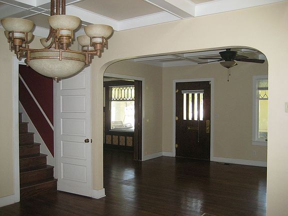 2nd image of 443 N Euclid Ave